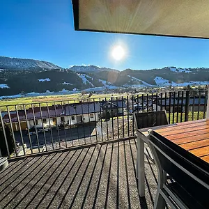 Alpengluehen Apartment